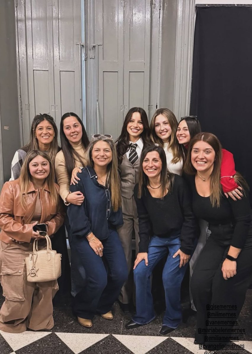 emupdate's tweet photo. 📷 Emilia junto a sus familiares en Nogoyá https://t.co/eXcnBDOiLS