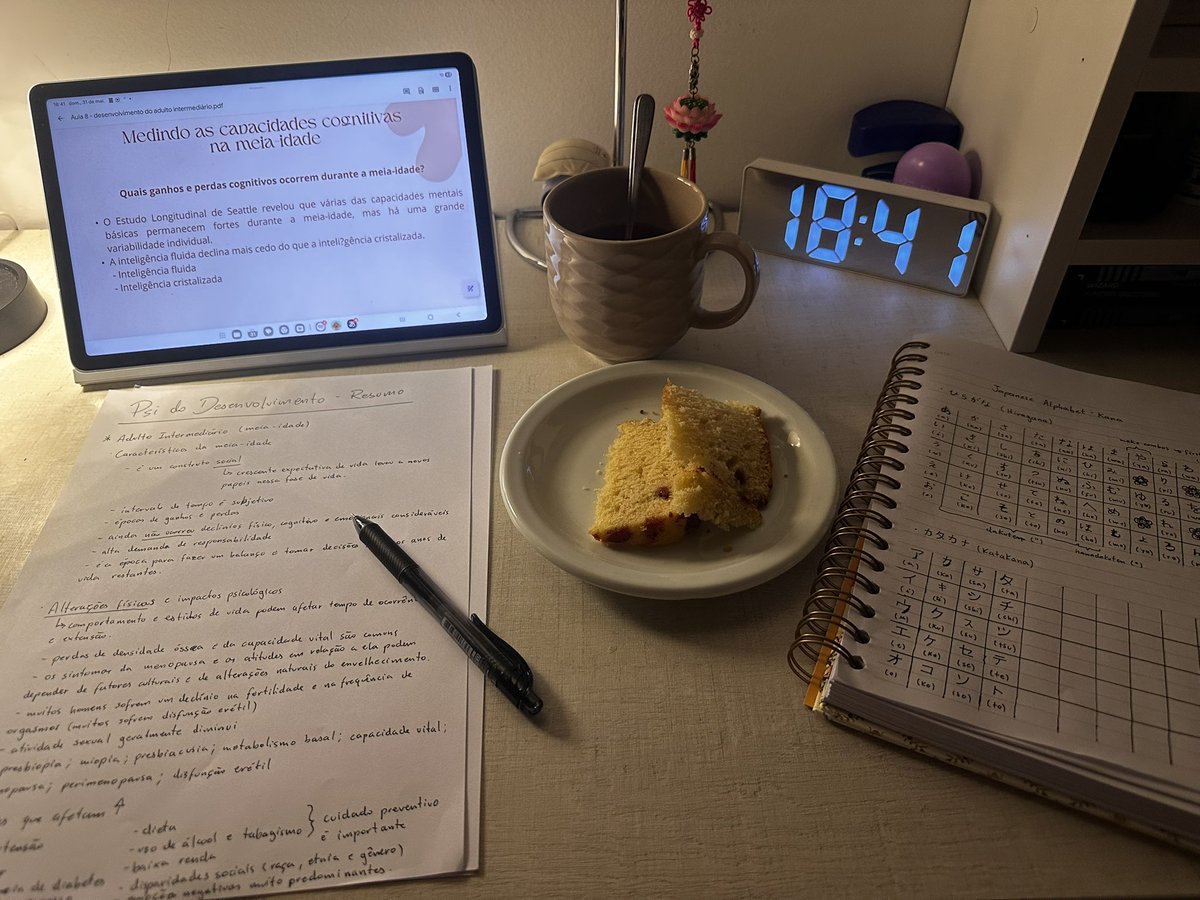 gingerailet's tweet photo. ailu’s studylog | #studytwt #collegetwt 

woke up feeling much better today, even tho i’m still a lil sick i managed to study for tomorrow’s dev psych exam and review katakana + learned some Sea (海) related vocab!! 

hope i’ll start earning japanese conjugation and grammar soon! https://t.co/vcH8LpIIRg