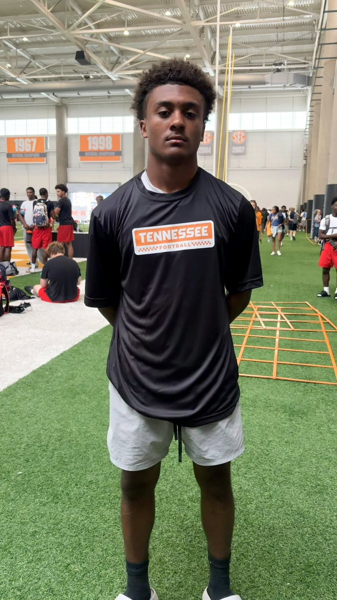 GavynKinley23's tweet photo. Had a great time at the @Vol_Football camp today. Grateful for the opportunity to meet the staff and getting the chance to learn and grow
C/O ‘28 @MCentral_FB @Coachpoindexter @C_Chap_SC @CoachdjCheetah @PrepRedzoneKY @LippertScouting https://t.co/AGfvmYVDzy