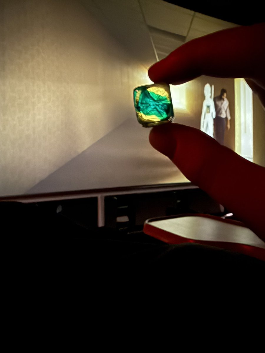 Globcheev's tweet photo. My backrooms gummy https://t.co/ZT69Bvd4Zf