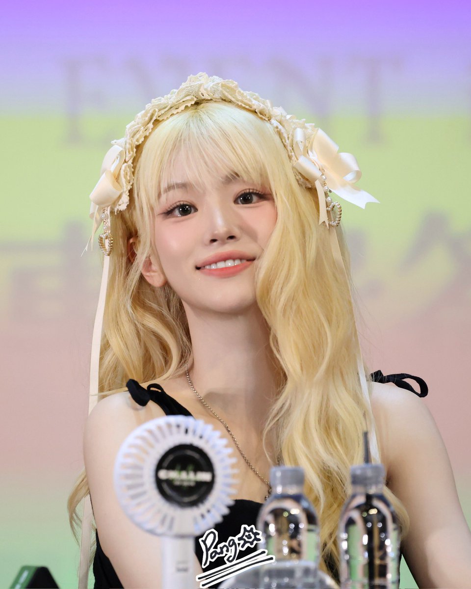 IssacKou86's tweet photo. 0260529 VIBE MAKER FANSIGN EVENT in TAIPEI

#QWER #Chodan #쵸단 https://t.co/M4sgWt06GE