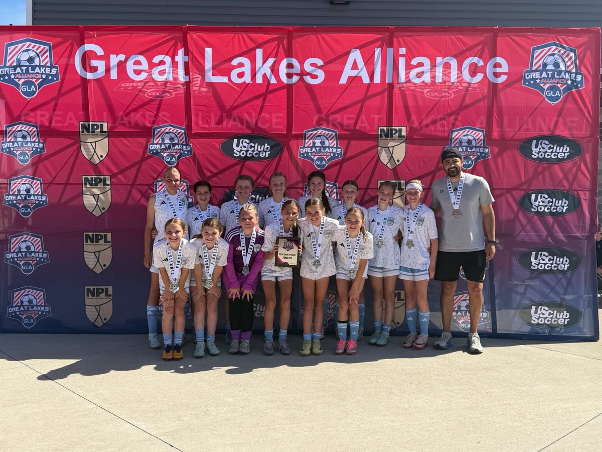 NorthernSteel_'s tweet photo. A season to remember. 🩵⚽️

Northern Steel 2014G Ice fell just short in the GLA Championship, 2-1 to Ambassadors FC.

This special group finished 21-4-2, allowed just 12 regular-season goals, and reached the final in every event they entered. Proud of you Ice! 👏 https://t.co/CocwOjnMpf