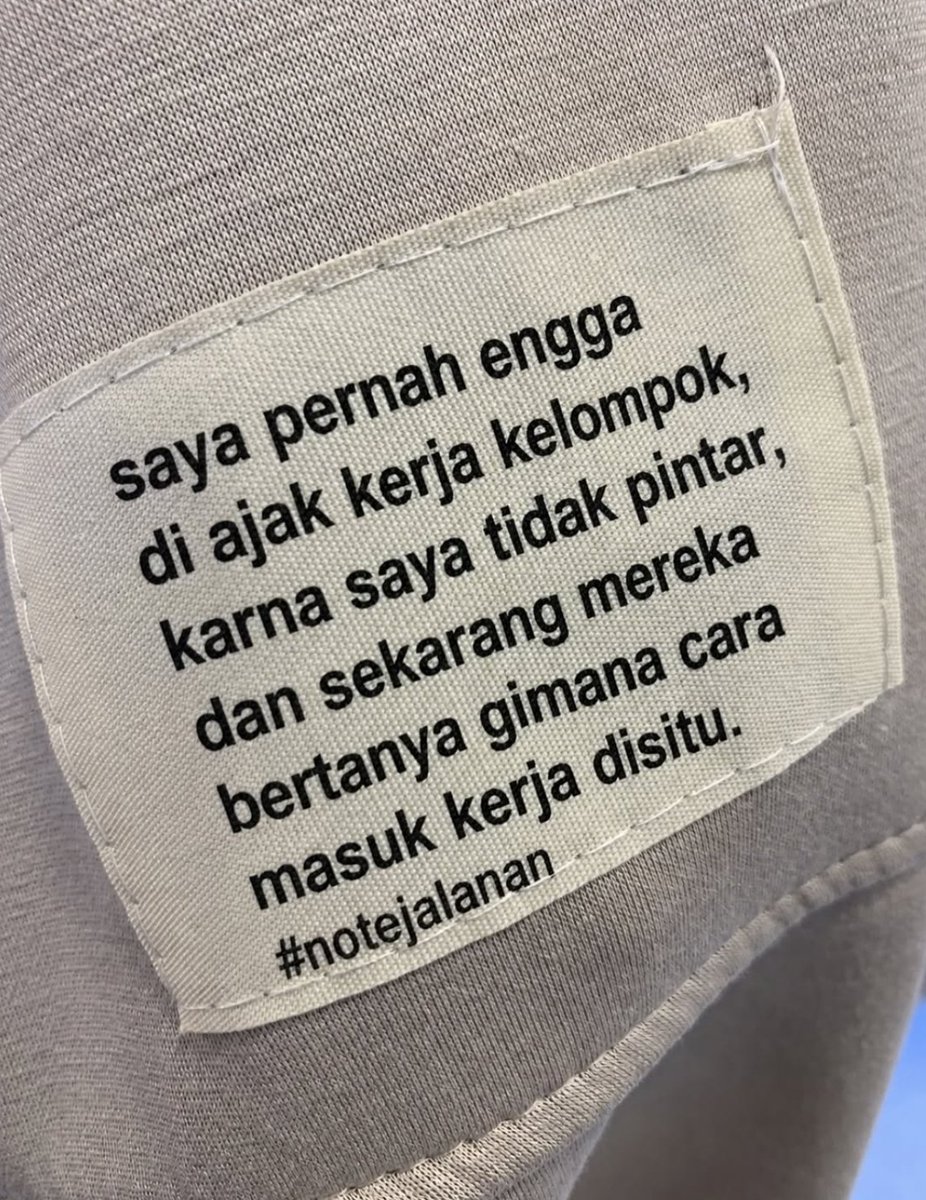 thisistama20's tweet photo. cung siapa yg relate? aku ☝️ https://t.co/j7AVRRJG6A