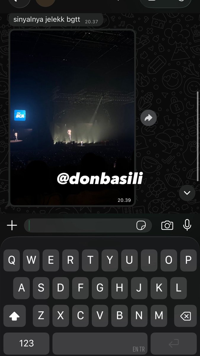 donbasili's tweet photo. #DanielCaesarinJKT https://t.co/KIy6obXI1r
