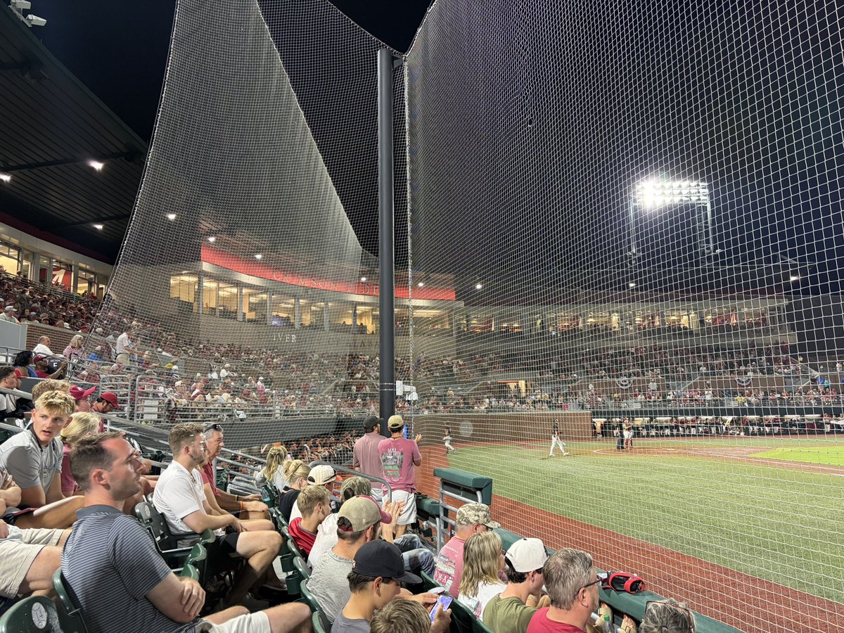 JoeLambert9's tweet photo. @hunterbrantley8 7th inning https://t.co/ObYPZm9bdr