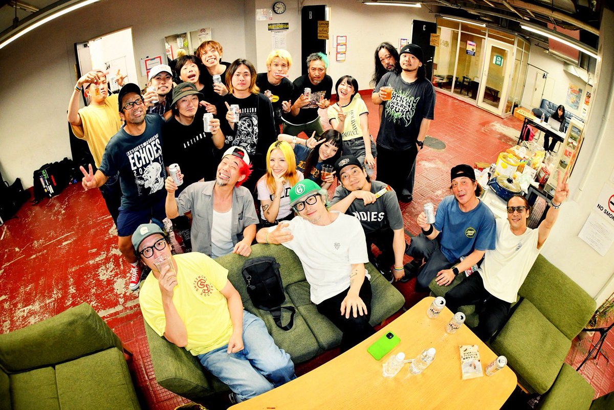 riko_de8's tweet photo. 足りないものはたくさんあるけど、目一杯ライブやって、好きな音楽たくさん浴びれる1日が本当に最高でした！！！！
メロコア好きで良かった❤️‍🔥

MELODIC COASTER 2026
GOOD4NOTHINGありがとうございました！！
遊んでくれたみんなも、また絶対ライブハウスで！！！！

photo by @H_and_A https://t.co/ywOGpkAnTO