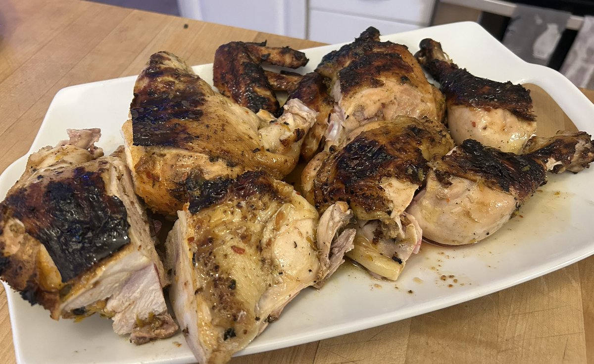 hoops33man's tweet photo. @chefsymon spatchcock chicken 🐔 on the grill with @barefootcntessa garden pasta for Sunday supper. #sundaysupper https://t.co/oU0qIxymlE