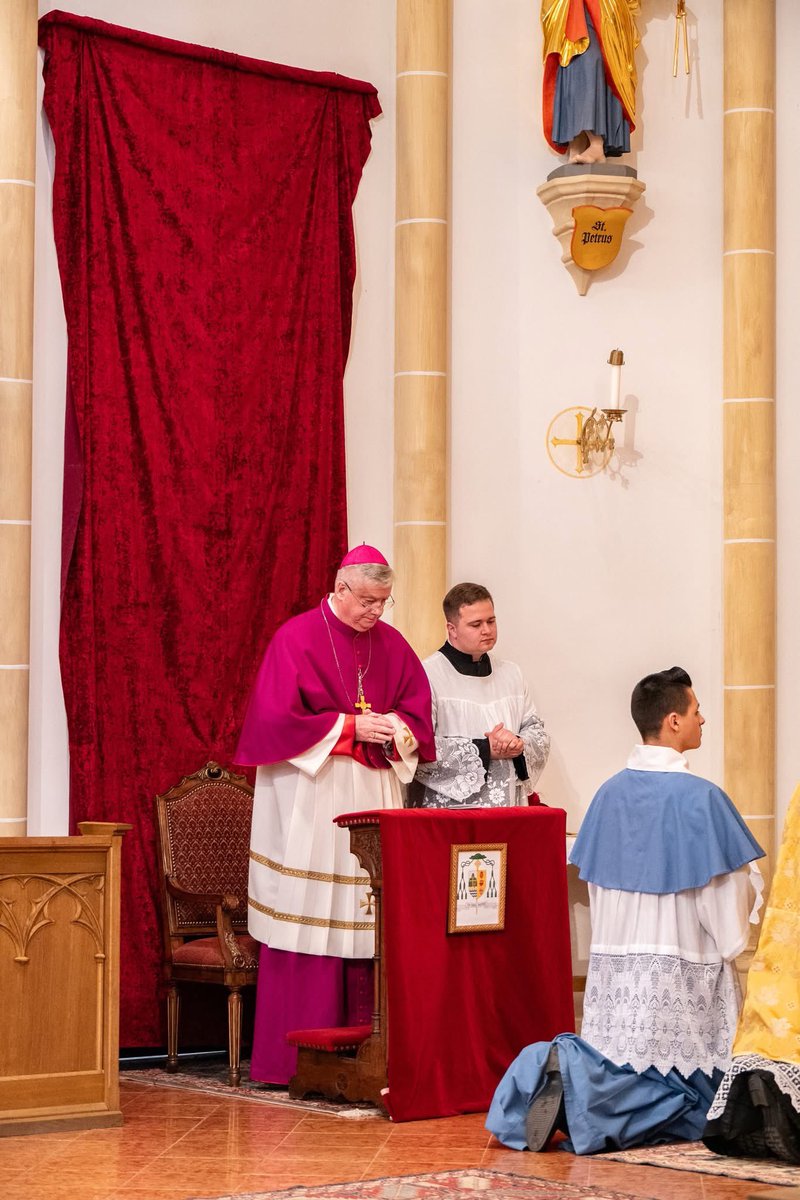 MaryOratory's tweet photo. The St. Mary's Family welcomed His Excellency Gerard W. Battersby, Bishop of the Diocese of La Crosse, WI. on his first official visit to the Oratory. What a truly joy filled day! Thank you, dear Bishop! 

MANY more photos of the day here: 
https://t.co/2TmmcboQsV https://t.co/qRfYGC3puz