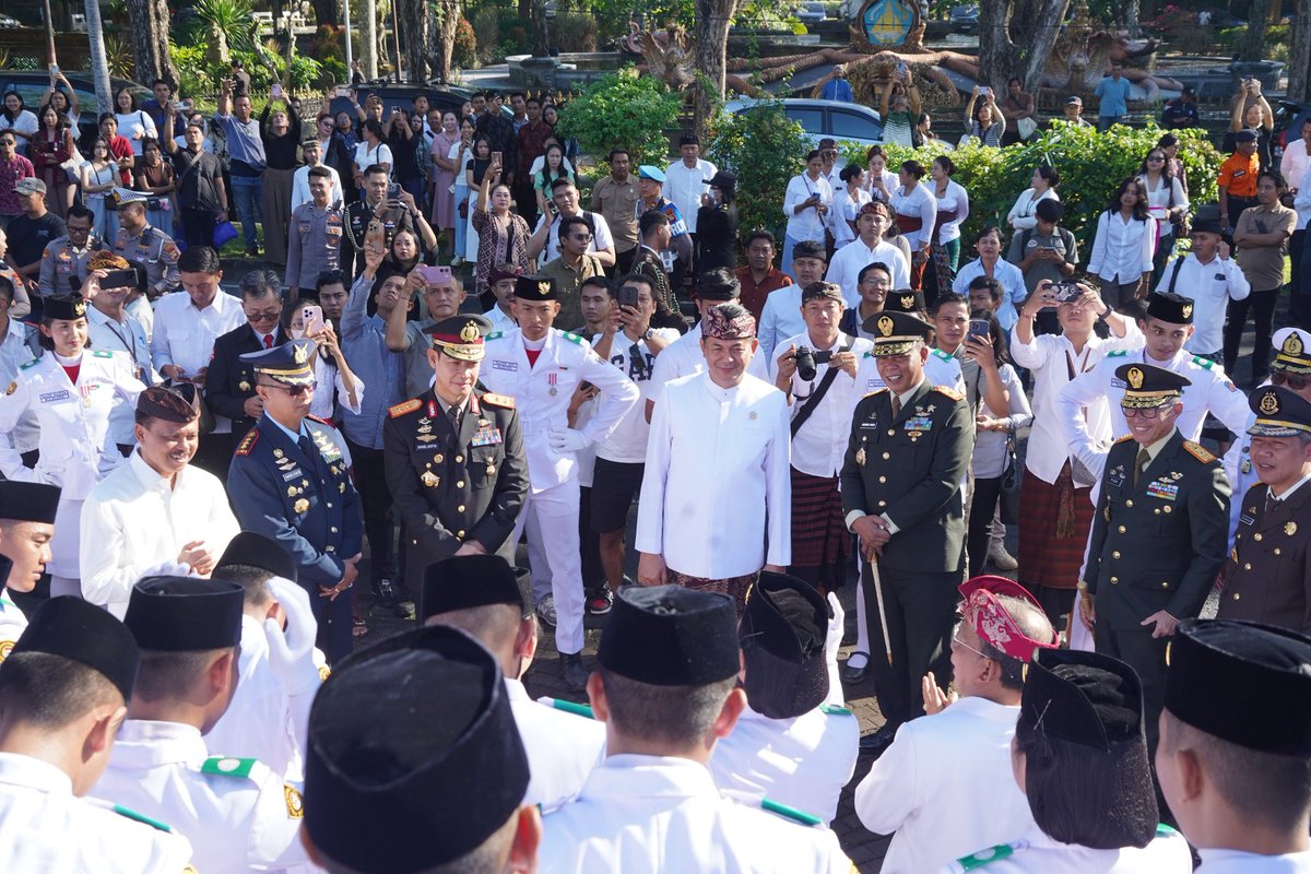 Korem163's tweet photo. Danrem 163/Wira Satya Hadiri Upacara Peringatan Hari Lahir Pancasila Tahun 2026 https://t.co/jBEdPpZTVh