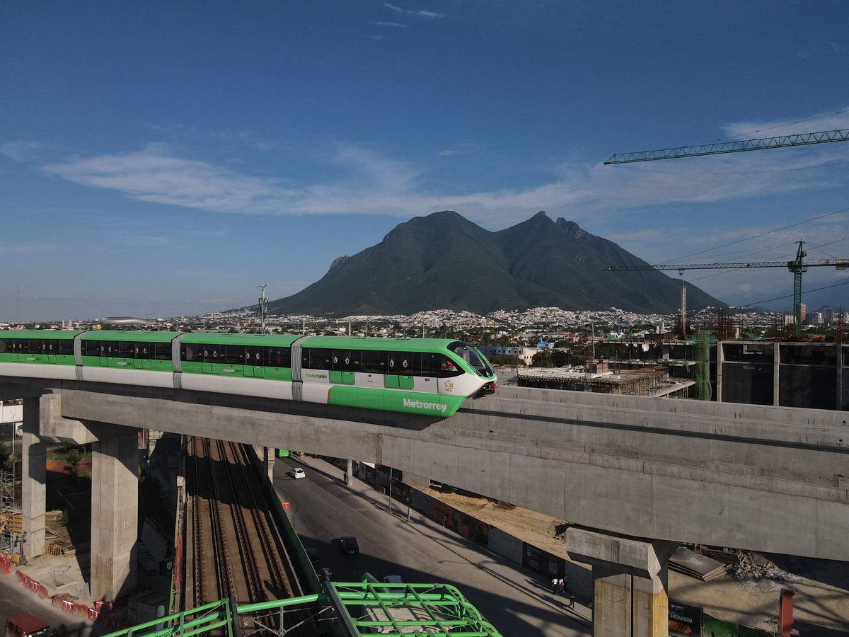 metrorreynlofi1's tweet photo. Recorrido Churubusco - Parque Fundidora: ✅

Hoy “brincamos” la Línea 1 del Metro, y arribamos con éxito a la estación Parque Fundidora de la Línea 6. 🚝 https://t.co/5yrWNztJJm