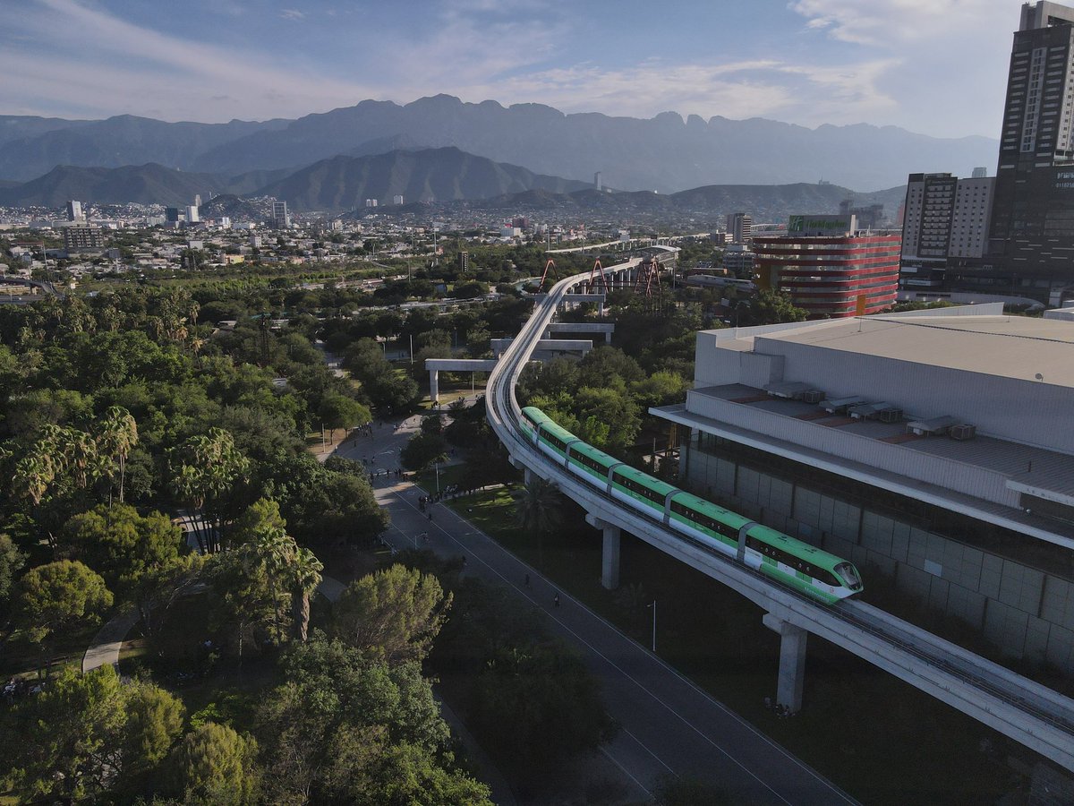 metrorreynlofi1's tweet photo. Recorrido Churubusco - Parque Fundidora: ✅

Hoy “brincamos” la Línea 1 del Metro, y arribamos con éxito a la estación Parque Fundidora de la Línea 6. 🚝 https://t.co/5yrWNztJJm