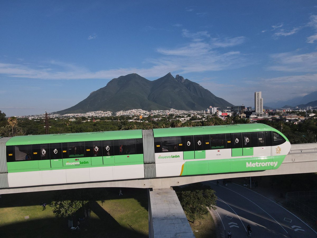 metrorreynlofi1's tweet photo. Recorrido Churubusco - Parque Fundidora: ✅

Hoy “brincamos” la Línea 1 del Metro, y arribamos con éxito a la estación Parque Fundidora de la Línea 6. 🚝 https://t.co/5yrWNztJJm