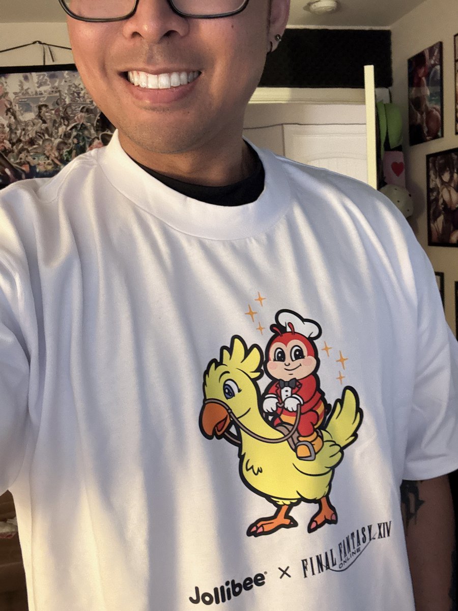 DozzerVT's tweet photo. Jollibee x FFXIV shirt came in.

Now I’m a true Filipino FFXIV fan 🇵🇭 https://t.co/98AylsBLQJ