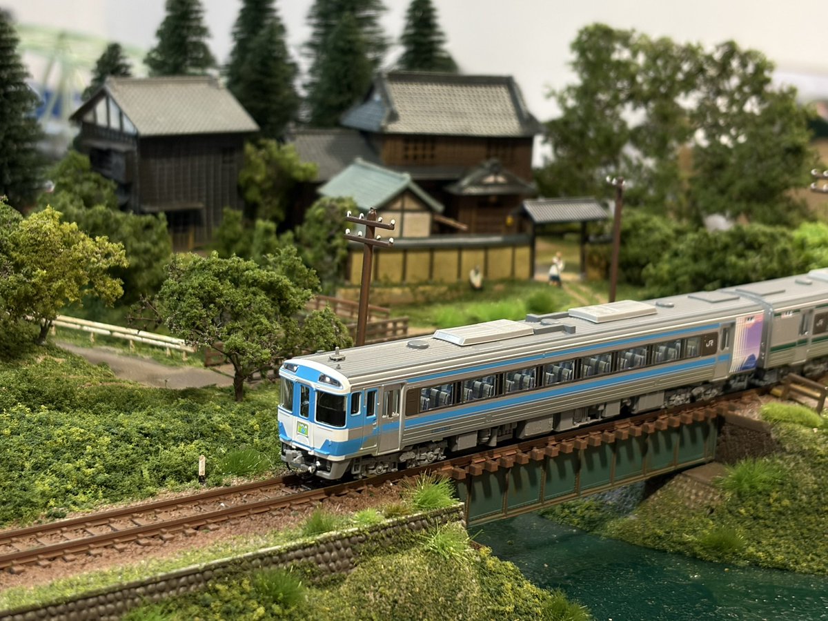 MeDensha's tweet photo. 嬉しいことにジオラマが無事に届きました…このジオラマはキハ185系との相性が抜群に良いです🥹

@jun1163 https://t.co/7riy5raTFk