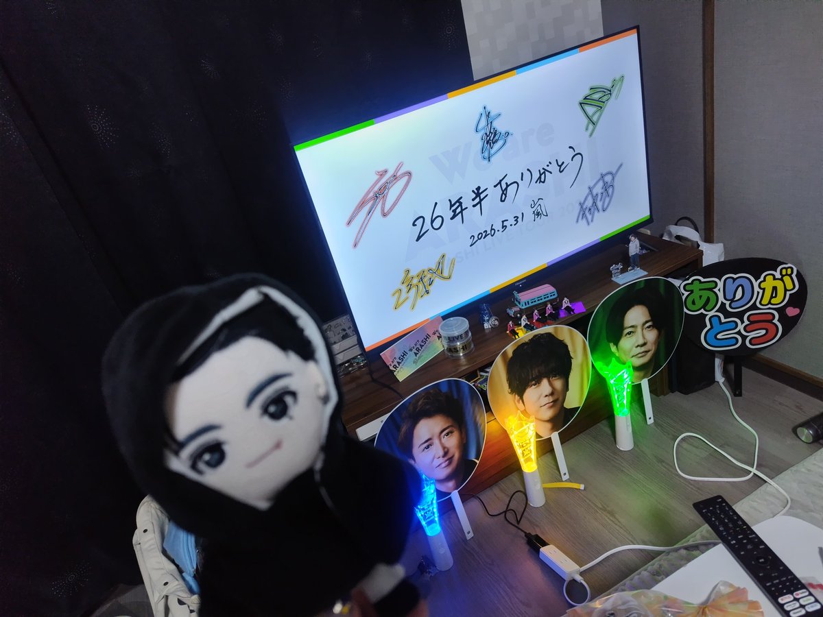 RYO_234567's tweet photo. チラっ https://t.co/k73adUfcib