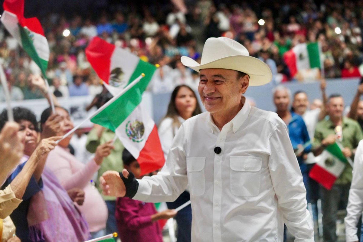 AlfonsoDurazo's tweet photo. Sonora se reunió para respaldar la transformación y acompañar el mensaje de nuestra presidenta @Claudiashein .

Con unidad y compromiso, refrendamos nuestro apoyo a un proyecto que sigue dando resultados para las familias. https://t.co/xMMbfxXsVD