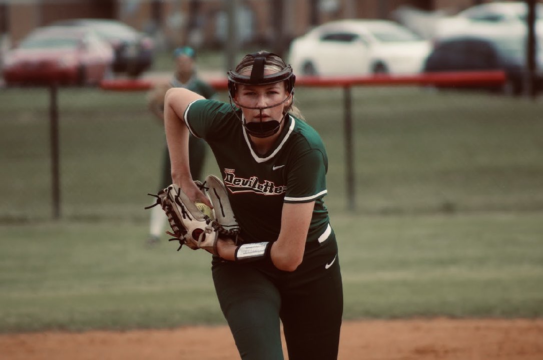 AshtynClark08's tweet photo. I am so grateful for the time I spent at Mississippi Valley State University, but after careful consideration and many conversations with my family, I have decided to enter the transfer portal with 2 years of eligibility remaining.
6’1
L/R
P/Utility 
📧 clarkashtyn144@gmail.com https://t.co/sKzkXQ3QMb