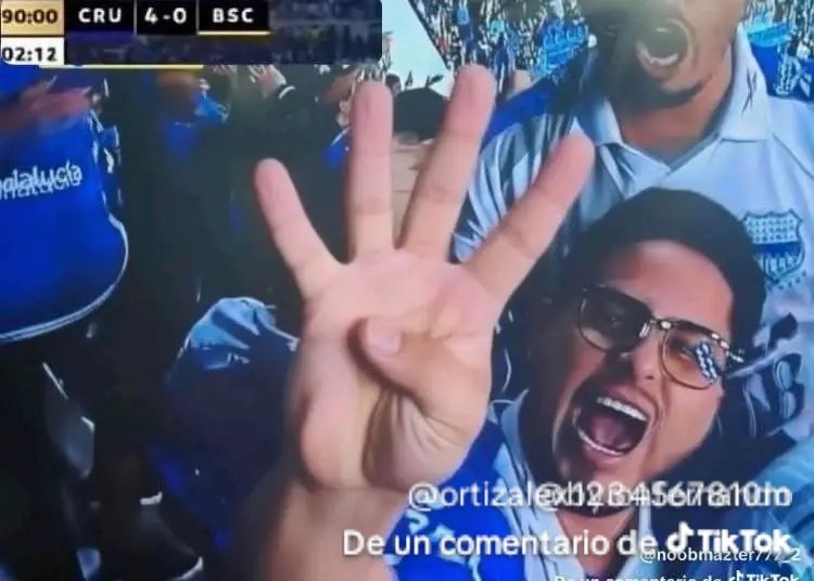 AxelMos2384's tweet photo. Cómo me lo goce como a tu ñaña 😂🤣😂🤣😂🤣😂🤣🤣😂🤣🤣 https://t.co/nvGTfimH19