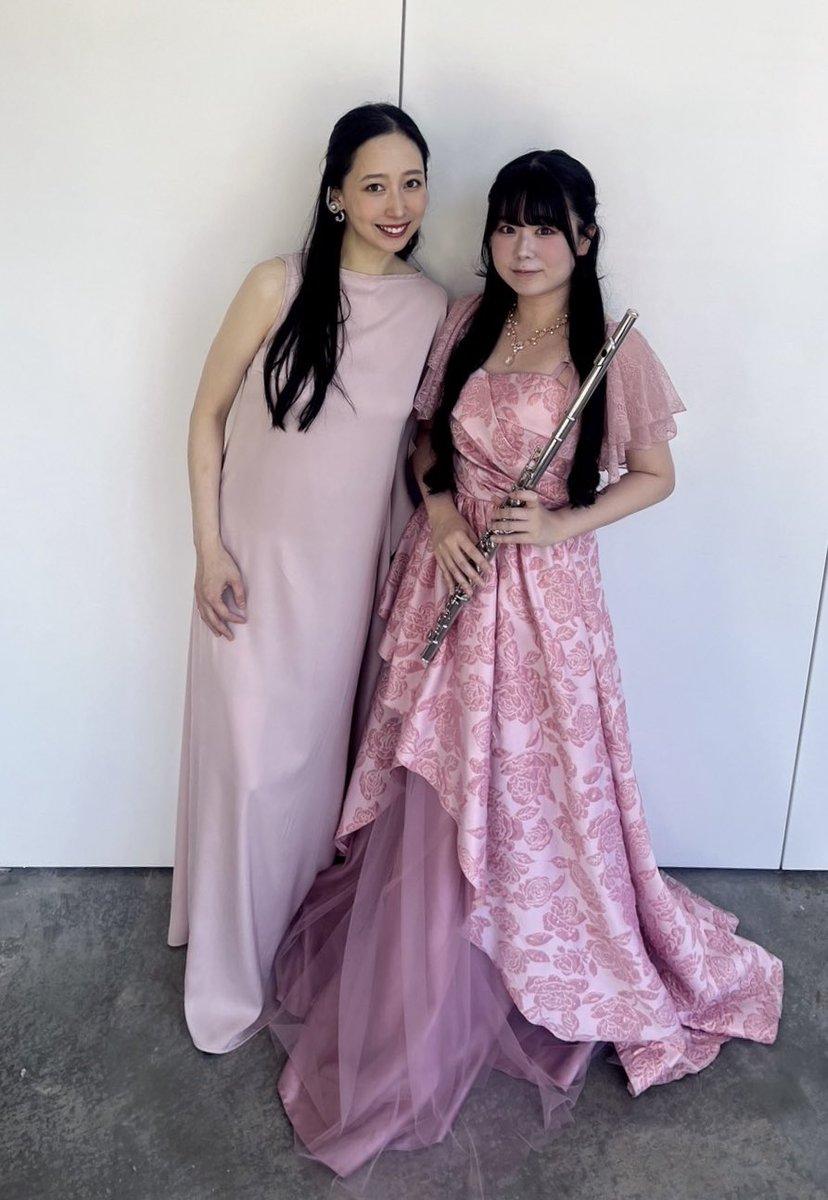 ohdekohiro's tweet photo. 釜石の人たちが本当に素敵すぎて私は感激して帰宅中🥺
また会える日を楽しみに過ごします🤝✨
浜千鳥、南部美人、美味しいお魚たちと釜石ラーメン…奏美ちゃんありがとう🫶 https://t.co/XAvS15c9oT