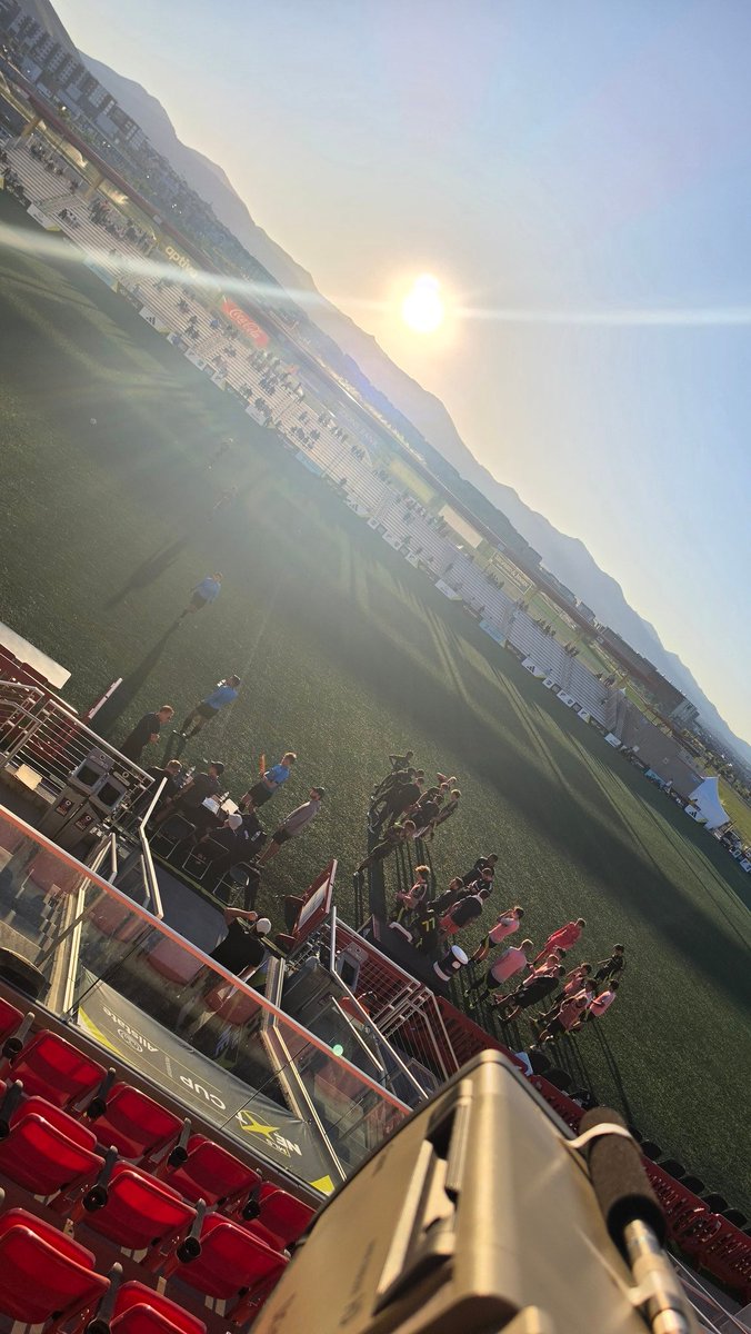 SurfinTV's tweet photo. Hey @CupGlare 👋🏼 @MLSNEXT nice to see you! https://t.co/bU47O2aHcC