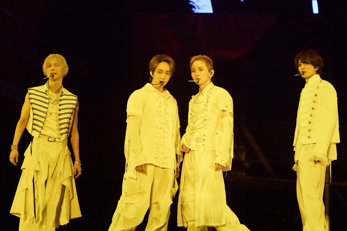 SMTOWN tweet media