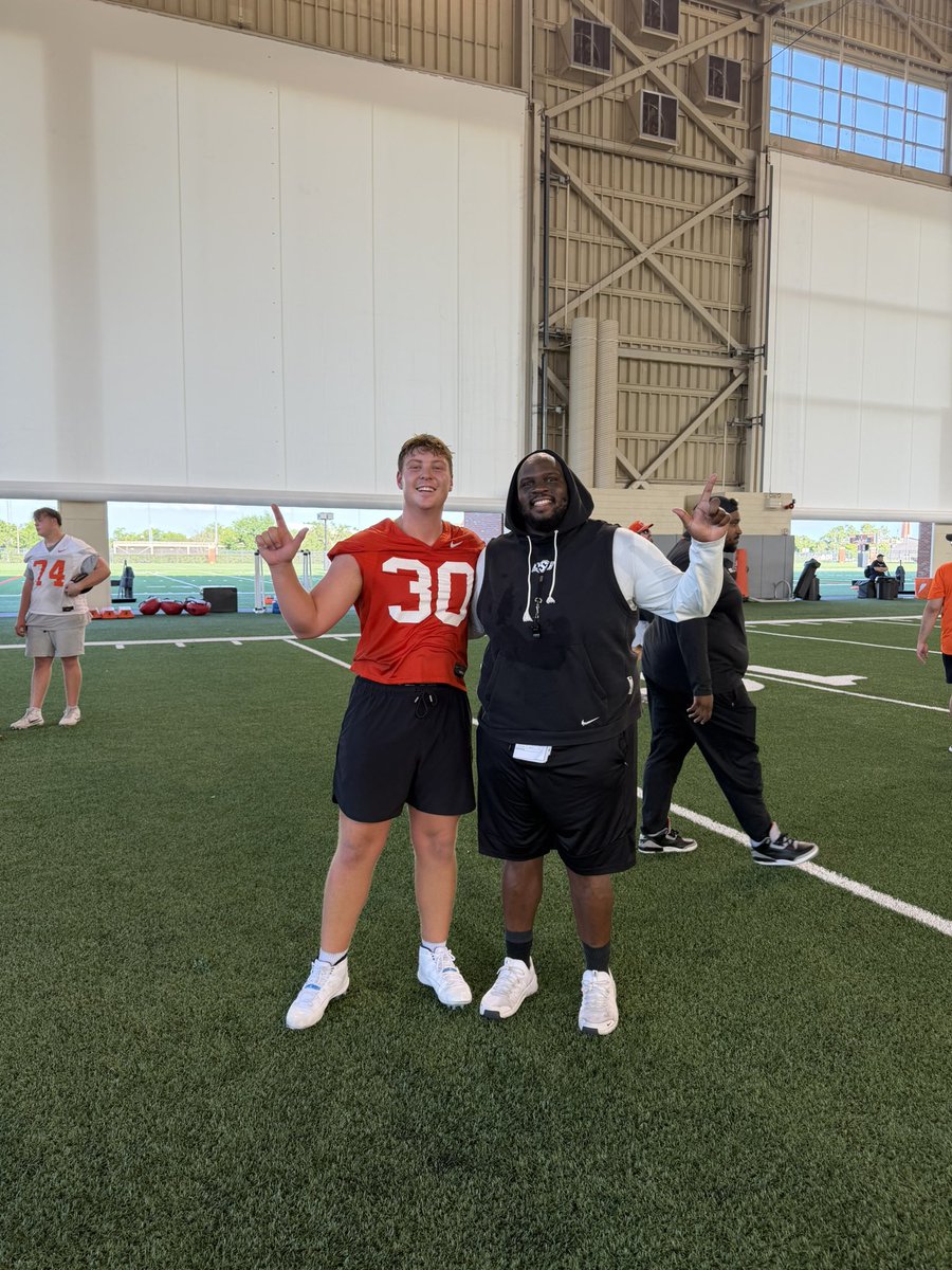 JaxonLawler's tweet photo. #AGTG 
After a great camp today and great conversations with @__CoachMorris I am extremely blessed to have received an offer as an ATH from @CowboyFB ‼️‼️
#gopokes 
@coach_ikeDL @BooneFeldt @CoachMikeOG @Coach_Crill @Coach_Conwell @CoachGRichDL @Taylorskieens @AndrewLee_CFB @OnalisaNoelHall @CoachTMcCormick
@PressPassSports @TXSideline @CodyBellaire @CharlesPower @TomLoy247 @GPowersScout @samspiegs @MikeRoach247 @TFloss32
@806hsscmedia
@T_Law316 @coachj_reynolds @Big12Conference