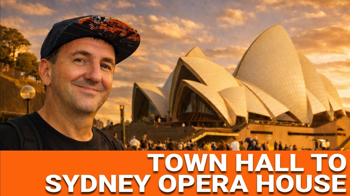 outer_spacies's tweet photo. So my 3rd "Space Walk" video is up on the channel!

I take you from Town Hall to Sydney Opera House. https://t.co/UhLNDvNAVp