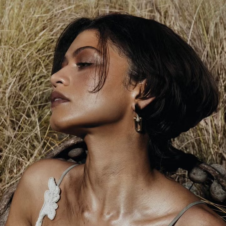 FilmUpdates's tweet photo. Zendaya will be seen next in films by Christopher Nolan and Denis Villeneuve. 

She also returns as MJ in ‘SPIDER-MAN: BRAND NEW DAY.’ https://t.co/KkyIY1pXXp