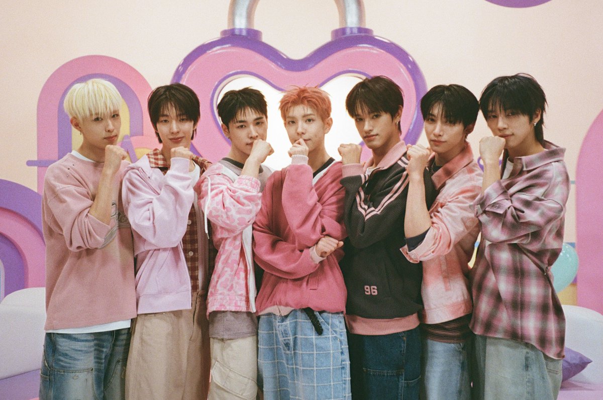nexzhyui's tweet photo. 💗 https://t.co/nYbhIlMTJt