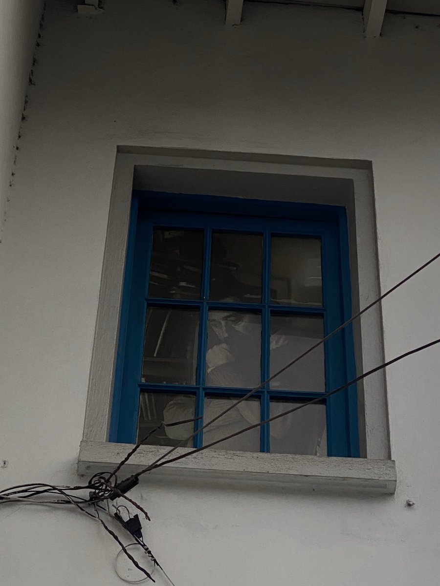 arrraya's tweet photo. ve a calle General Salvo a ver si don Enrique te guiña el ojo desde lo alto https://t.co/JHQhvx2dWd