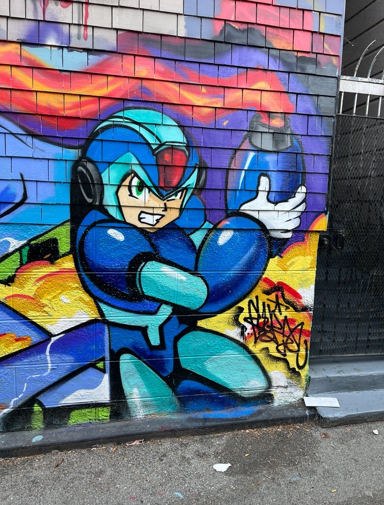 cake_hoarder's tweet photo. Spotted Megaman graffiti in San Francisco 🔥 https://t.co/QTrSMannBZ
