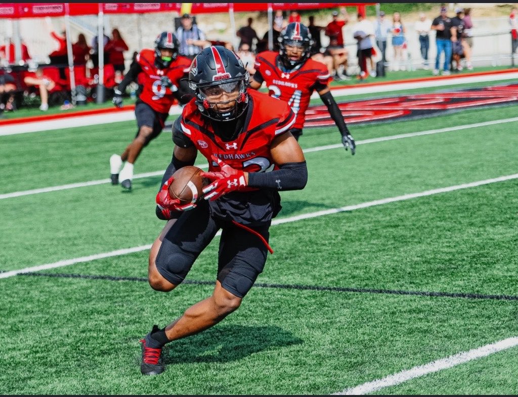 DanielHicks_1's tweet photo. #agtg after a great camp I am honored to receive and offer from @SEMOfootball 
@Coach_GSanders @TheNateGill @CoachMilesJr @Jalil_Johnson21 @boutte_timothy https://t.co/5gADVyvmiv