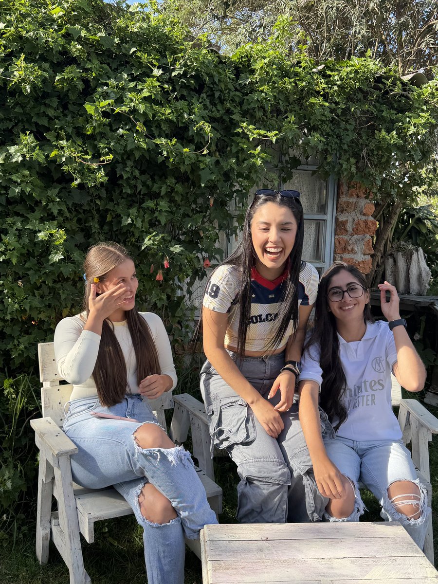 mvalea25's tweet photo. Así se despidió un mayo muy feliz❤️‍🩹 https://t.co/M7dAvaqvhY