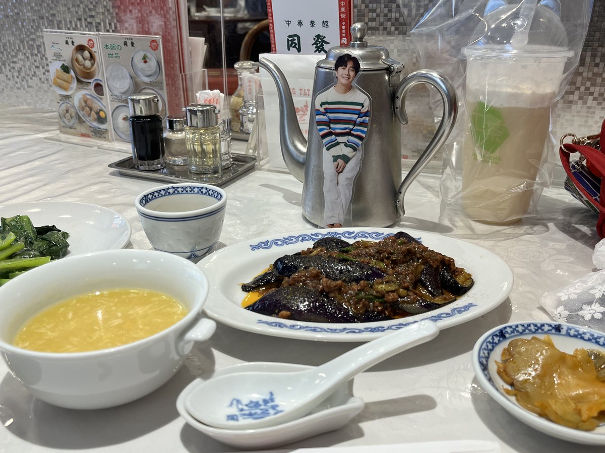 49Hi6's tweet photo. 中華街にて https://t.co/DBC6g2LQuj