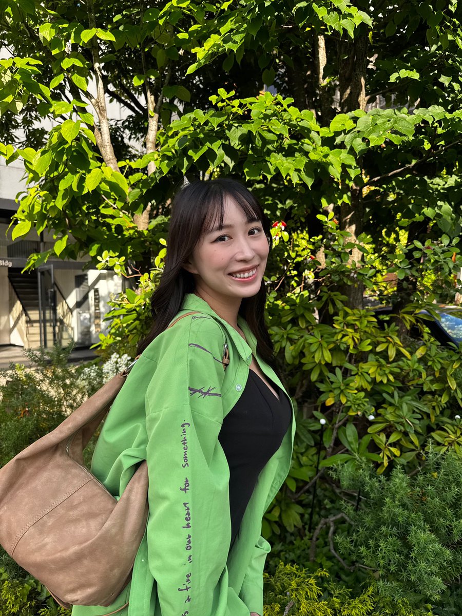 八束くるみ tweet media