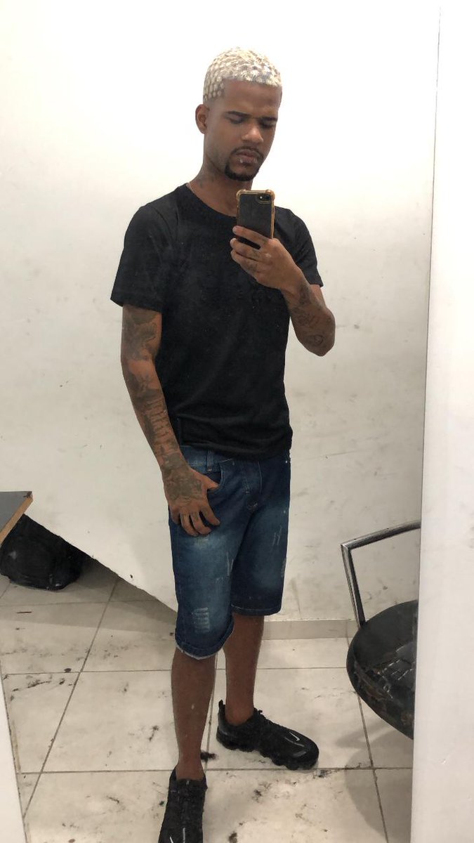 CarlosReizinho's tweet photo. Mais um ano contrariando as estatísticas 22🔝🚂🥷🏾 https://t.co/CcN5fY5nsW