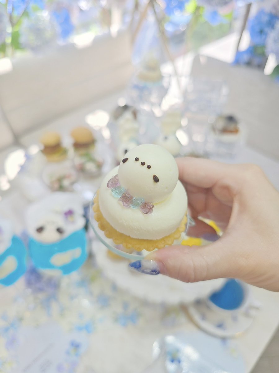 hcbrunch's tweet photo. 💍🫧🪽💍🫧🪽💍🫧🪽💍🫧🪽

＼オートクチュールブランチ／
🩵紫陽花×シマエナガAfternoon Tea 🩵

こんなに可愛いアフヌン見たことないっ🩵
青色担さんはこの機会にぜひ☺️🫶

🪽期間：4月24日〜6月22日

💍🫧🪽💍🫧🪽💍🫧🪽💍🫧🪽 https://t.co/623v6zmNed