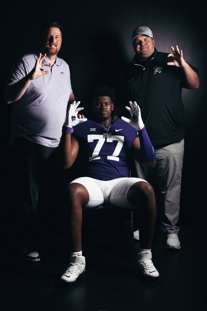 aray2027's tweet photo. Thank you to the entire @KStateFB program for an unforgettable official visit! The culture, relationships, and support shown to me and my family meant a lot. Grateful for the opportunity to experience what Manhattan is all about. #EMAW 

@hjacobs67 @CoachM_Schmidt @CK_KleinCollin @KStateRecruits