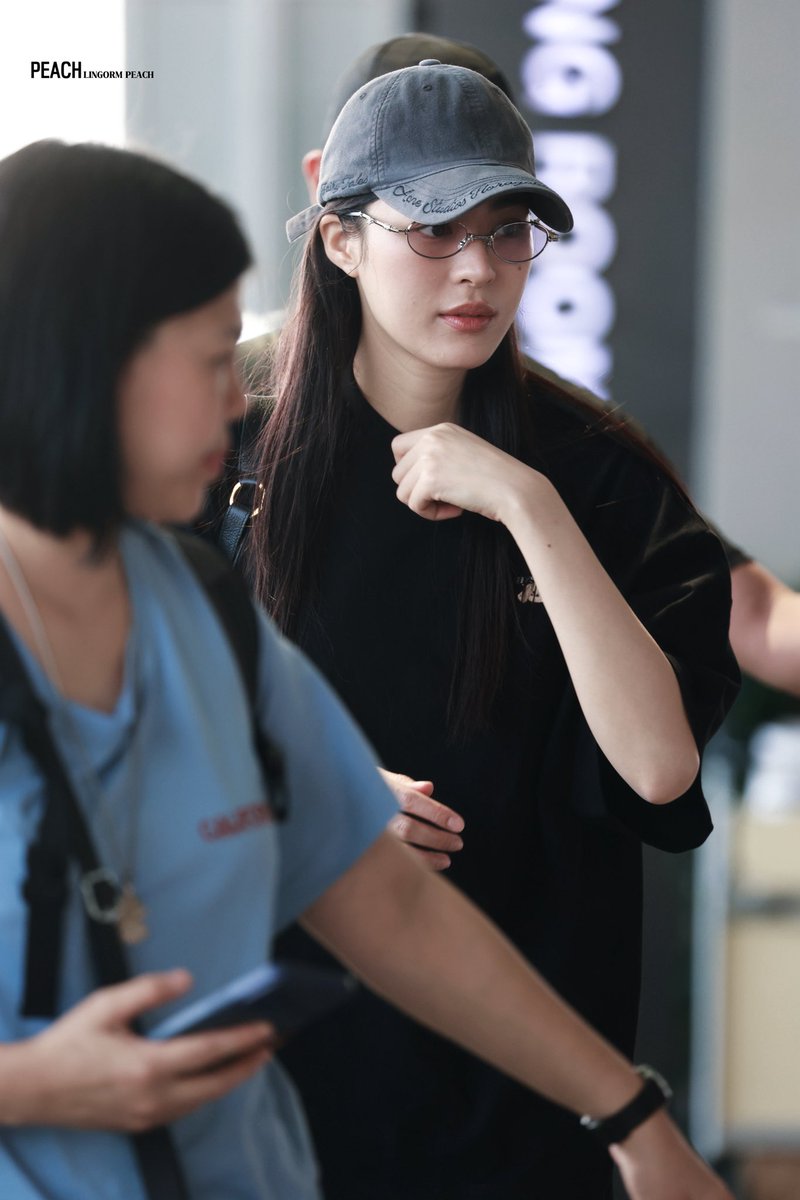 LingormPeach's tweet photo. 2026.06.01

🛫 @linglingsirilak 

#LinglingKwong #หลิงหลิงคอง https://t.co/TKSkF9i8Ce