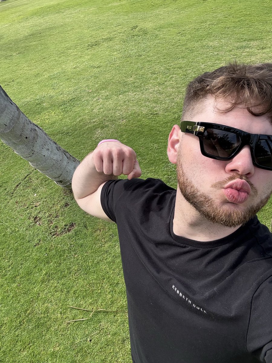 dillpickyy's tweet photo. Men 🫣🥵 https://t.co/kOGDBsvZL1