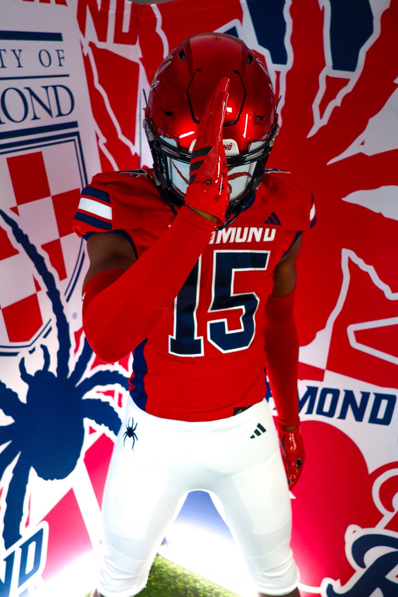 KemontaeChaplin's tweet photo. Great visit at Richmond University with @C_Ellis85 @CoachZach_ https://t.co/T1ovg5BsXZ