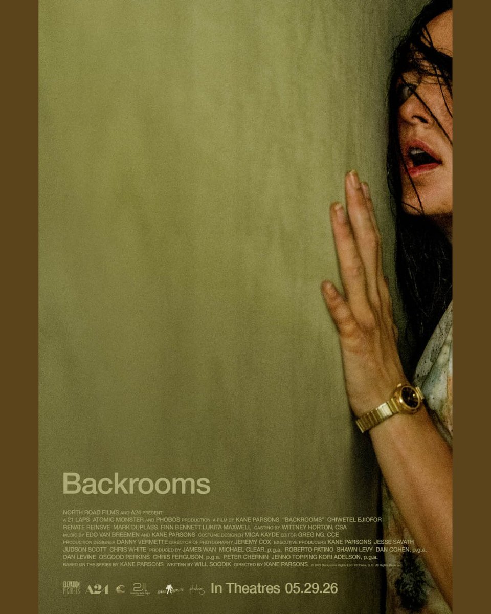 parego's tweet photo. Mais um FDS para ser esquecido pelos velhos rabugentos que vivem decretando a morte das salas de cinema desde a pandemia....

HISTÓRICO!!!!!!

Neste FDS, os 2 filmes de maior bilheteria mundial são 2 fenômenos do gênero terror...

#ObsessionMovie #ObsessãoFilme 
#Backrooms #BackroomsUmNãoLugar 

Obsession custou $1Mi e Backrooms produção de $10Mi 😱

Backrooms foi a maior estreia da HISTÓRIA da produtora @A24 

Obsession vem batendo vários recordes desde a estreia, e neste 3o FDS cresceu +10% na bilheteria sem aumentar o número de salas, batendo um recorde que era de ET de 1982. 

A geração Z, de 14 a 29 anos, está salvando o cinema e o sucesso destes 2 longas provam este fenômeno.

Viva o cinema!!!!!

A experiência de ver um filme numa sala de cinema é incomparável

#Cinema