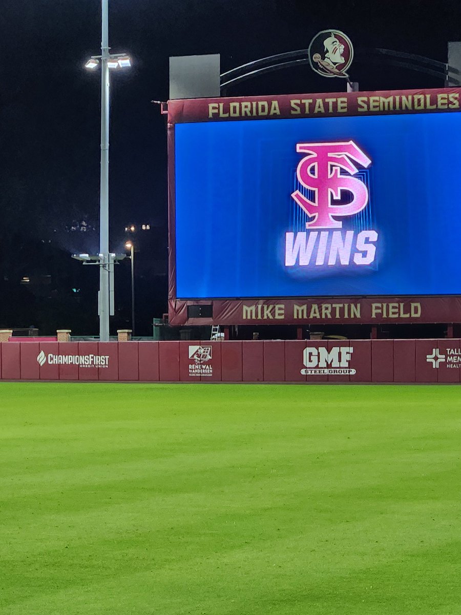 cbi777's tweet photo. I'm so proud of them. It looked like they had run out of steam but then Hunter kicked it off and then...Ben...Ben...Mr. Freaking Barrett!! And Mr. Brodie Purcell just freaking dropped them on them. โค๏ธ๐โค๏ธ๐๐๐พ๐๐พ๐๐พ #GoNoles #FSUBaseball https://t.co/C5LvJkX6RP