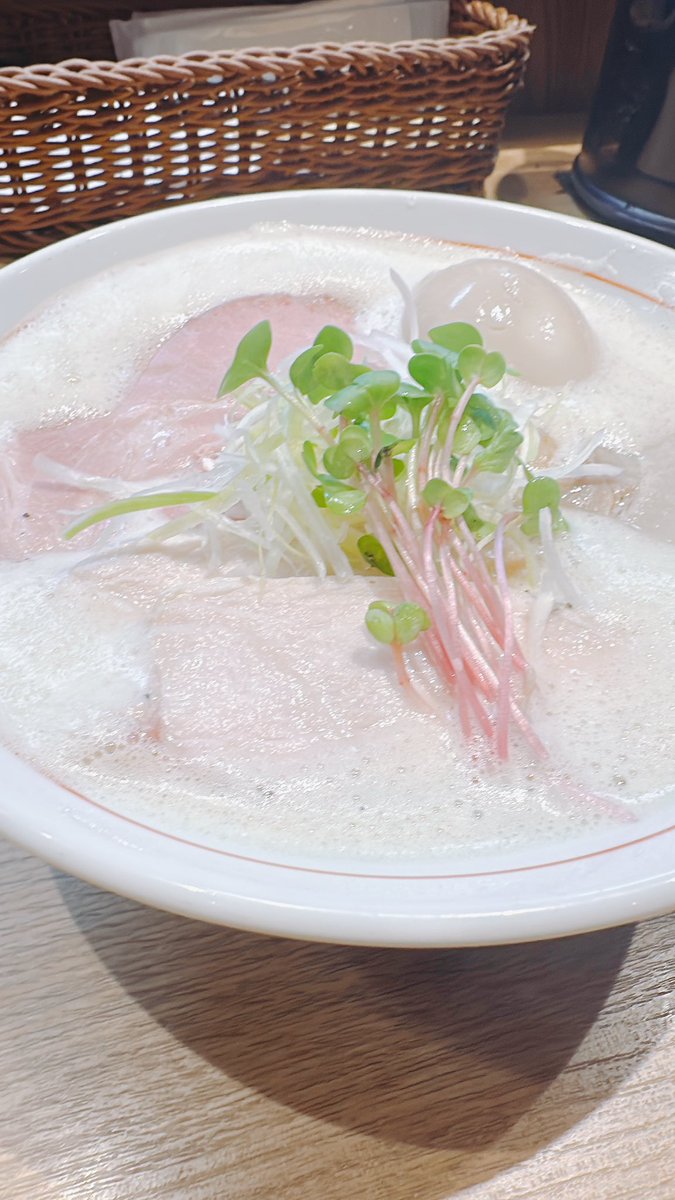 fuusuke_game's tweet photo. 今日はラーメンの日🍜 https://t.co/vw3LNp4PbT