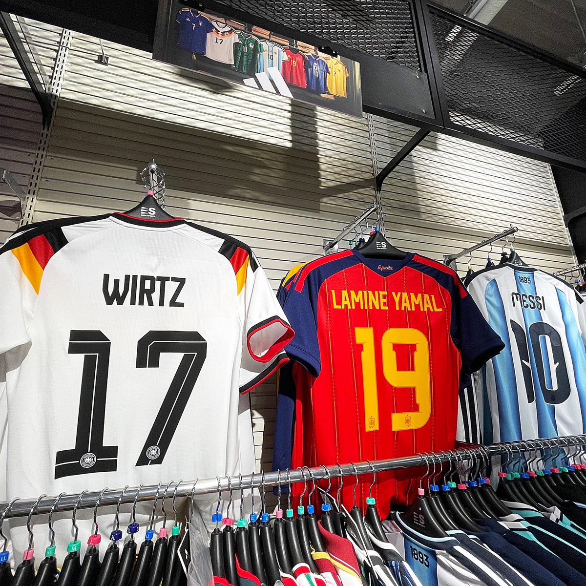 ユーロスポーツ 味の素スタジアム店 / EURO SPORTS FOOTBALL