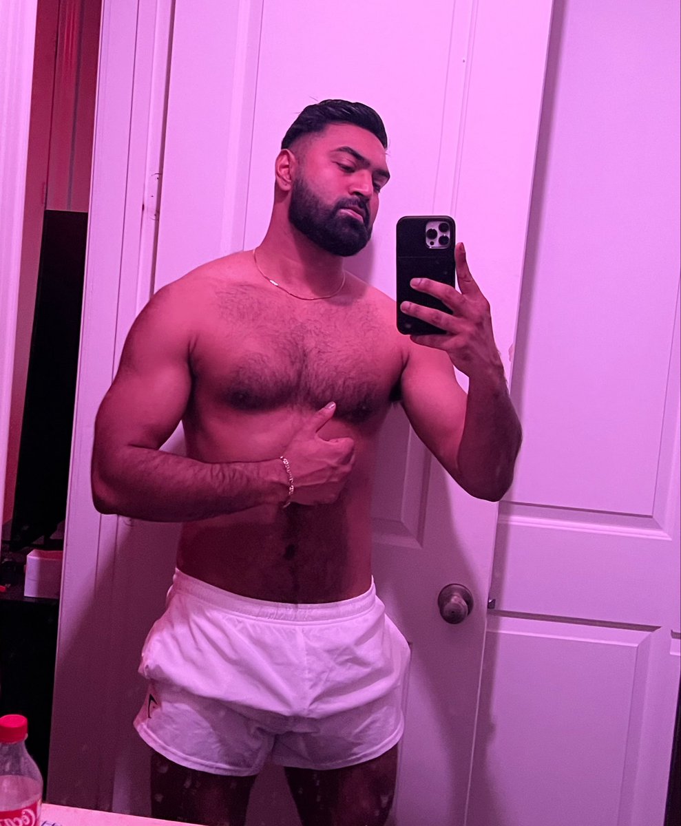 wreckcontrol's tweet photo. Summer body yaddi 26’ https://t.co/GBeFIEbRXA