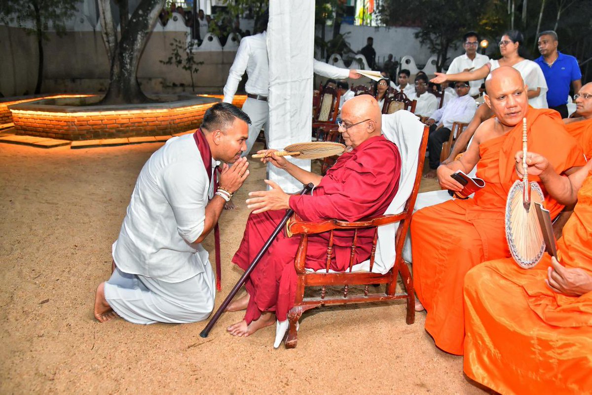 RajapaksaNamal's tweet photo. Participated in the meritorious ceremony held at Nugegoda Siri Dhammarama Maha Viharaya, commemorating the unveiling of the newly constructed Samadhi Buddha Statue and Parinirvana Buddha Statue, as well as the placement of the sacred casket for the 7th Annual Sambudu Themangul Vesak Perahera.