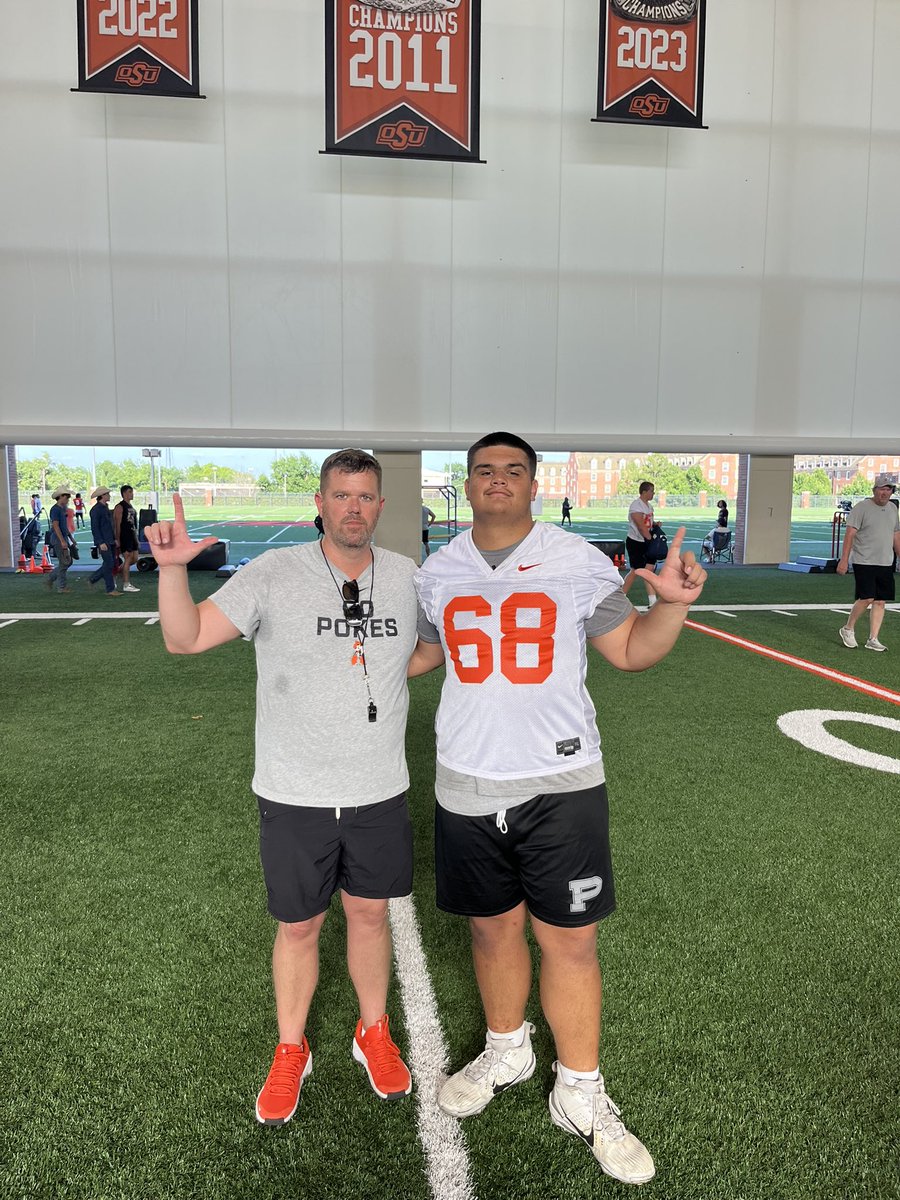Mason_Mcalvain's tweet photo. Had a great time at @CowboyFB today thank you @Coach_Crill @BooneFeldt and @_TheCoachHarris for coaching and having a conversation with me! Thank you @WesDr8ke @JasonMartinezz for the invite

@PryorTigerFB @Coach_DavisPHS @stevesstuff64 @__CoachMorris 

#GoPokes https://t.co/3zaL22g5w2