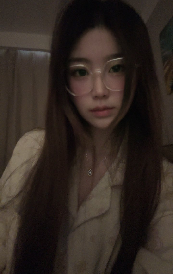 Smutekev's tweet photo. 我看伦敦未必有我忧郁 https://t.co/OzvCZ5iHHd