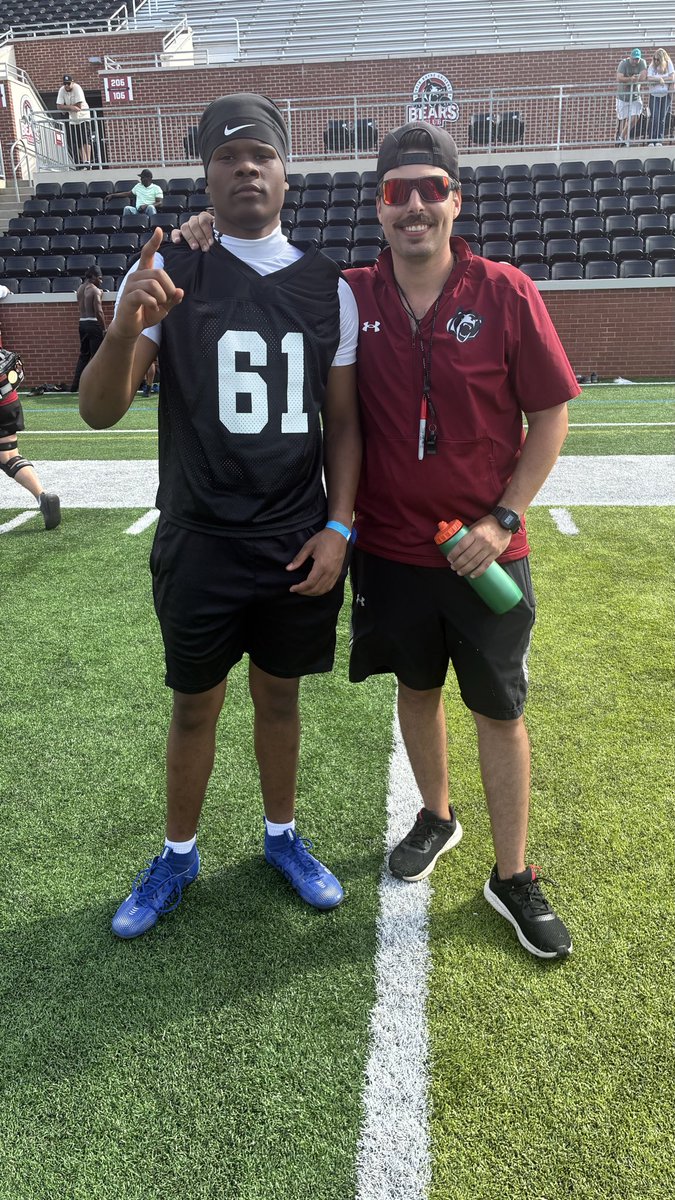 blessedwitalent's tweet photo. I had a great day at #LenoirRhyne Camp I got way better today thank you so much coach for this opportunity @NickVagnoneLR  I appreciate you getting me better today and giving me tips Go Bears 🐻❤️ https://t.co/ko7jOW1KeE